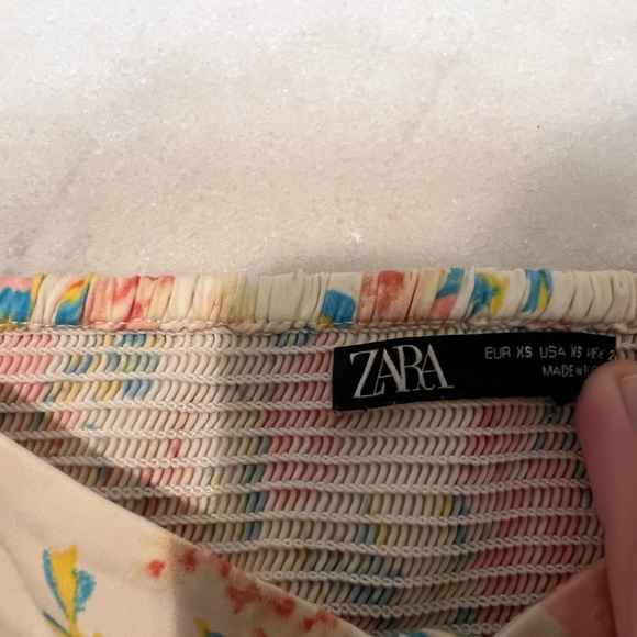 Floral Cropped Top - Picture 3 of 3